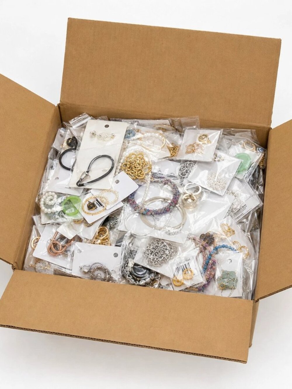 2LB Fashion Jewelry Wholesale Reseller Lot New - Picture 8 of 11